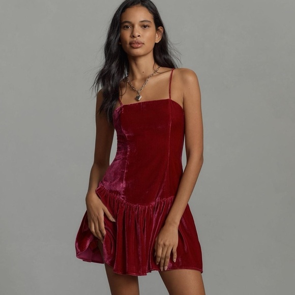Anthropologie Dresses & Skirts - NWT! Anthropologie Pink Maeve Drop-Waist Velvet Mini Dress - Size Medium 🟢